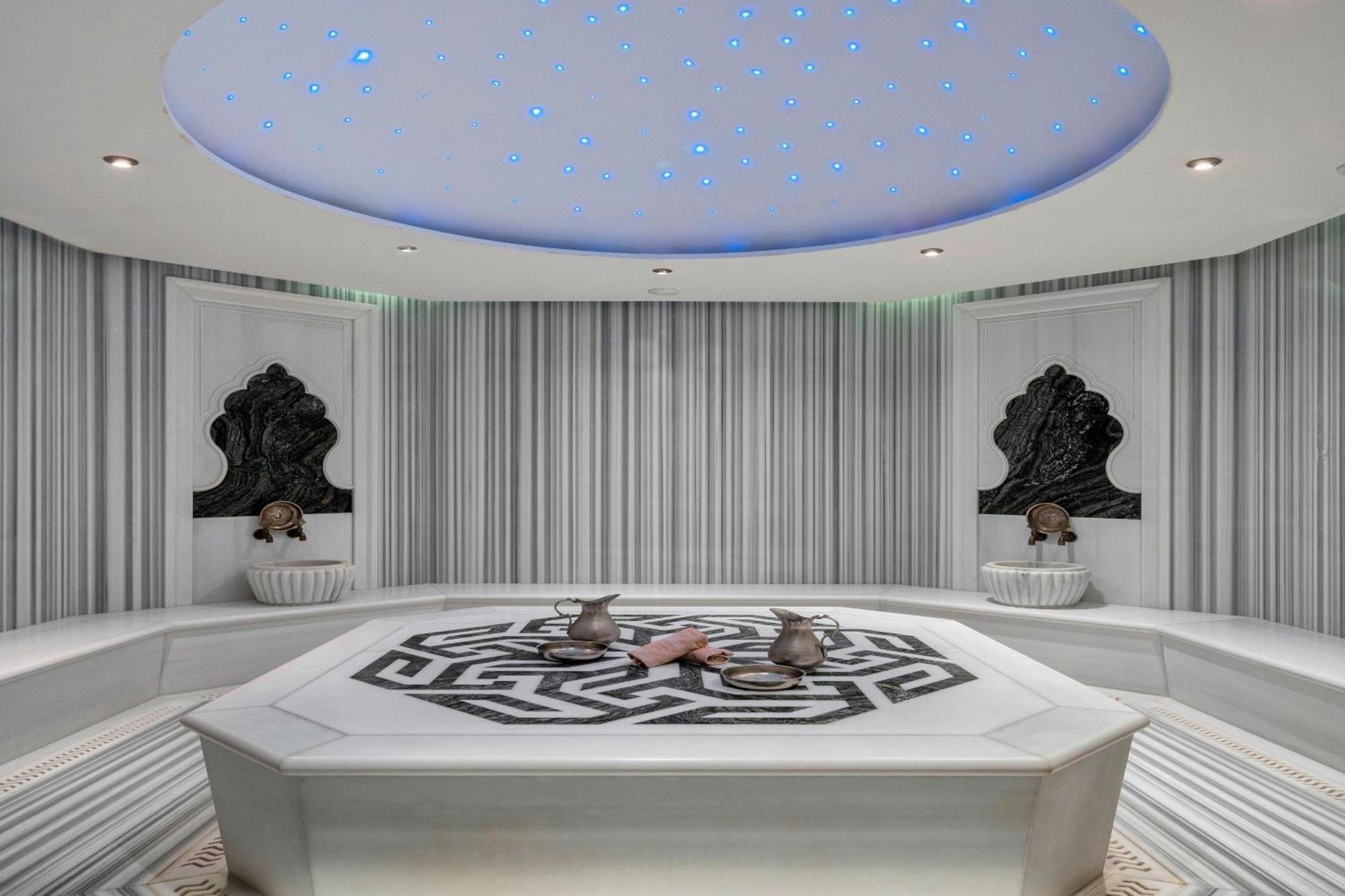 Sheraton Grand Istanbul Atasehir Eksteriør bilde