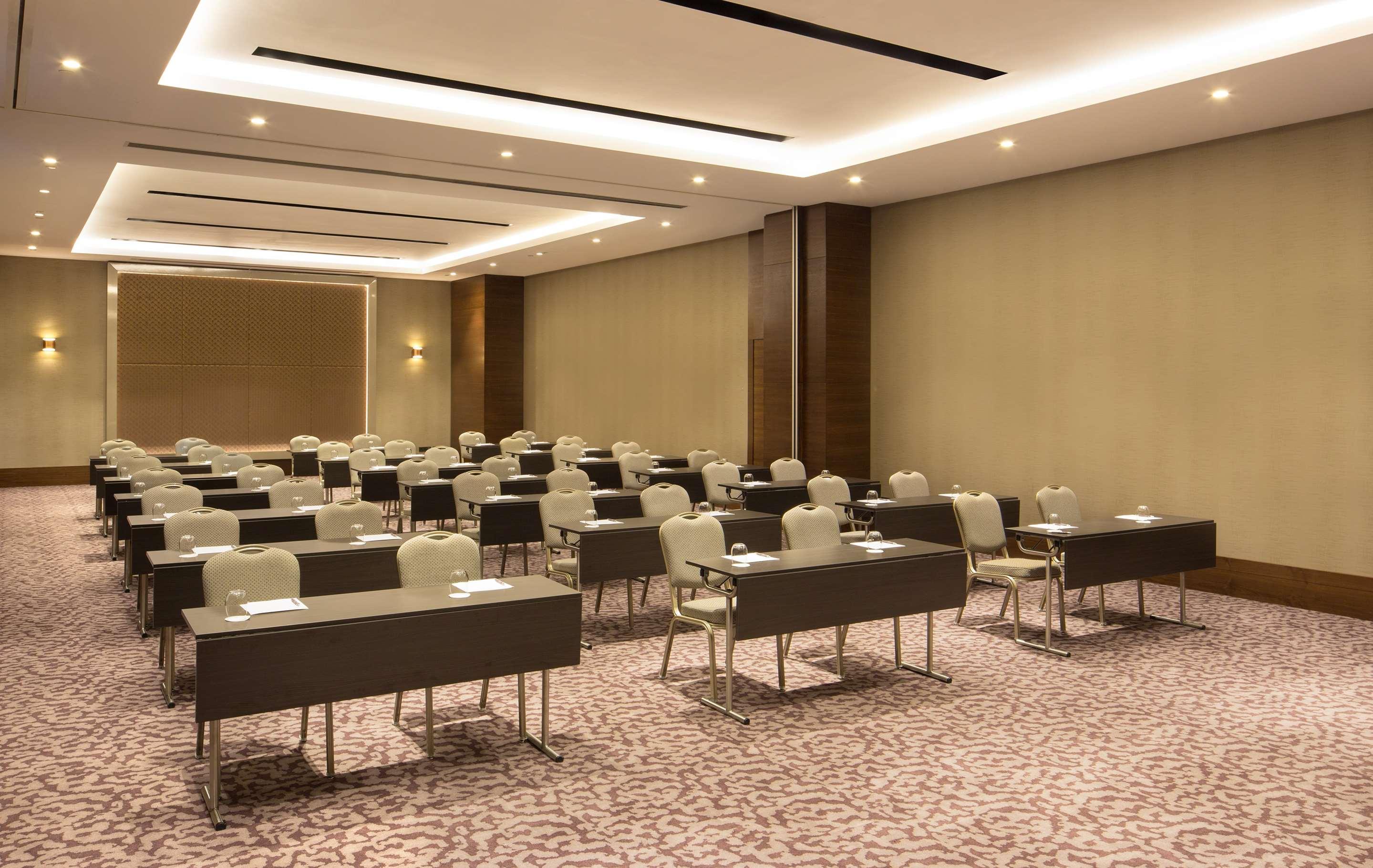 Sheraton Grand Istanbul Atasehir Eksteriør bilde