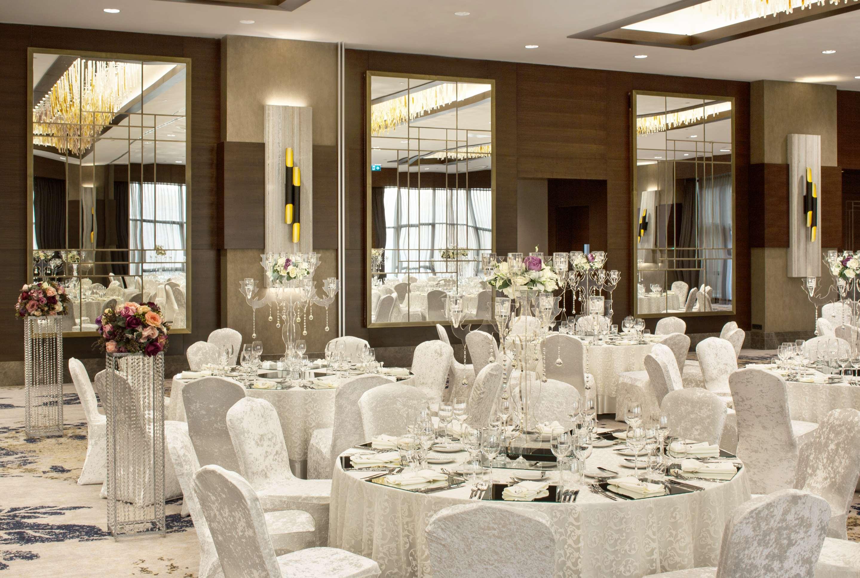 Sheraton Grand Istanbul Atasehir Eksteriør bilde